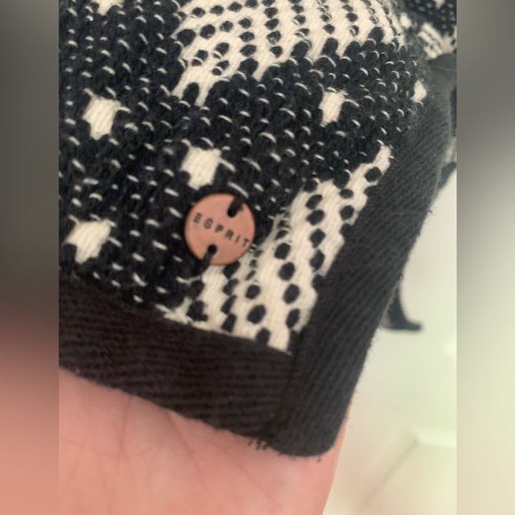 Esprit Reversible Embroidered Cape - Picture 7 of 7